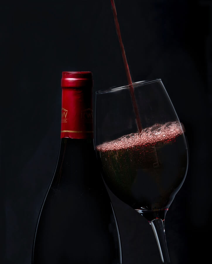Bouteille de vin rouge(30.- / mois)